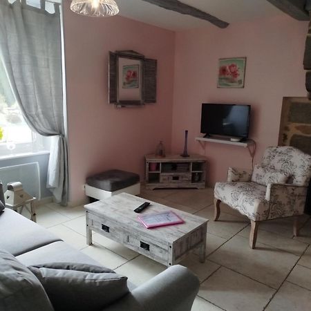 La Ferme D' Emerentine Bacilly Luaran gambar