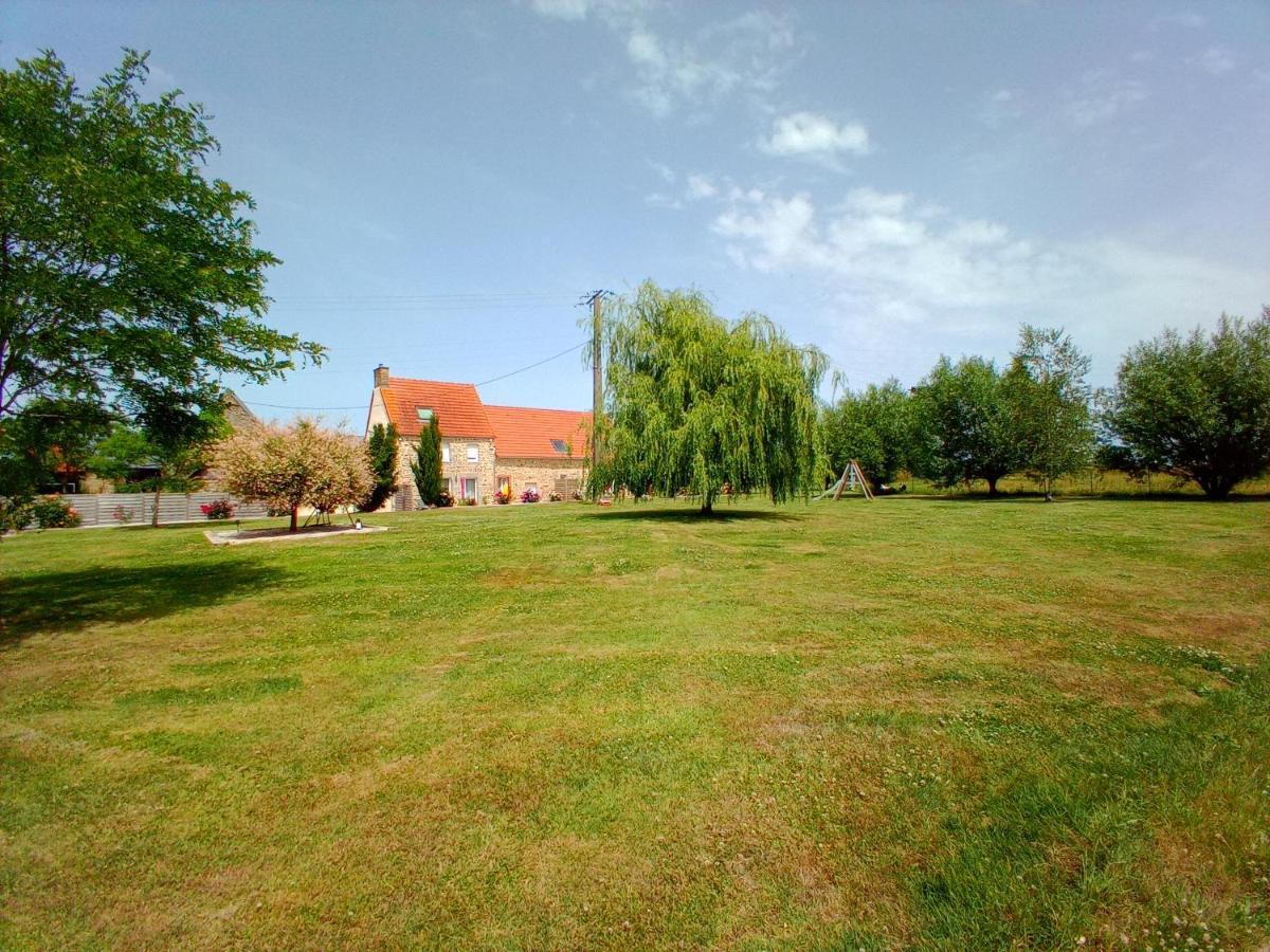 La Ferme D' Emerentine Bacilly Luaran gambar